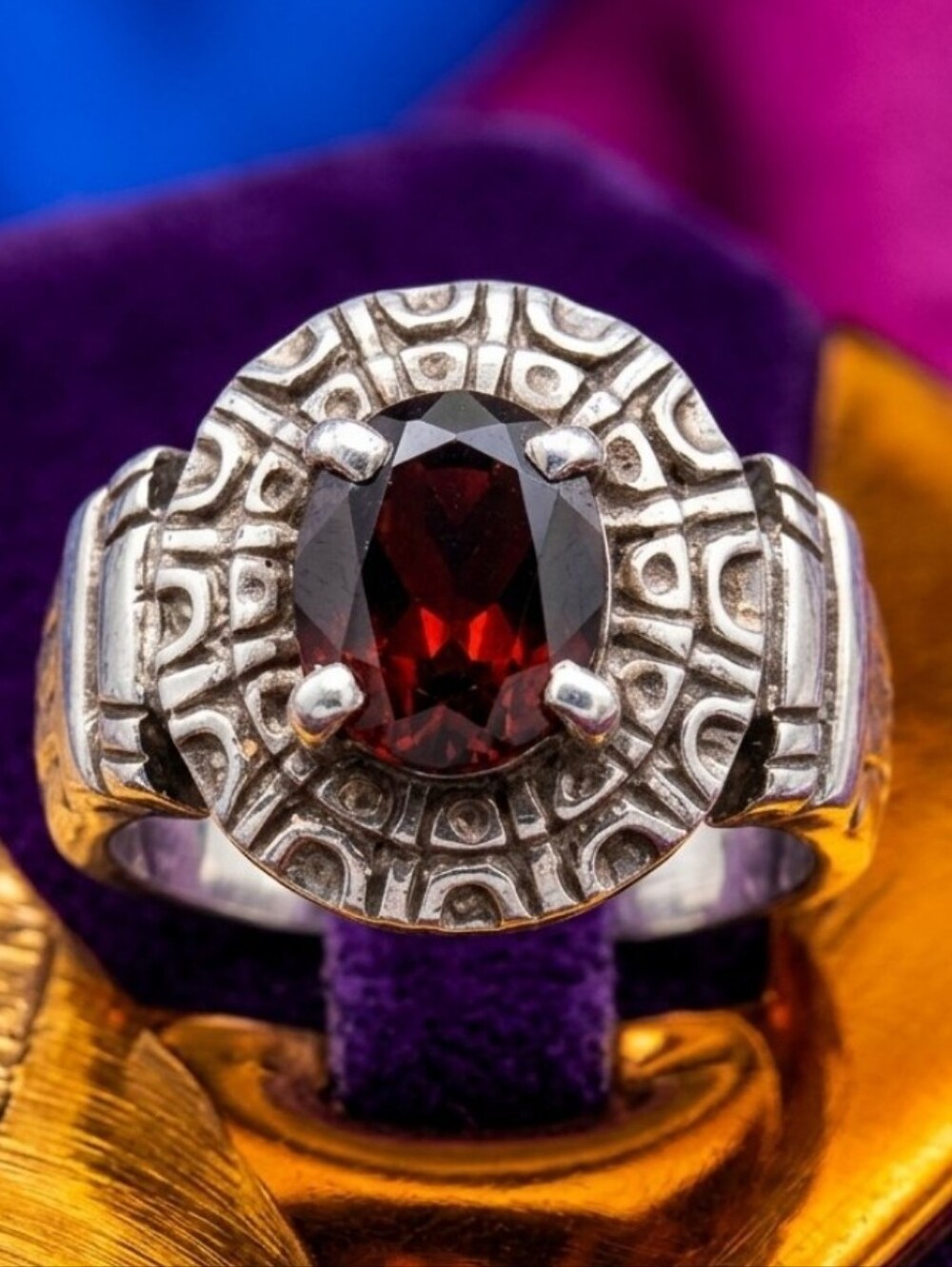Vintage 925 Sterling Silver Detailed Statement Ring Garnet Birthstone Ring 6.75